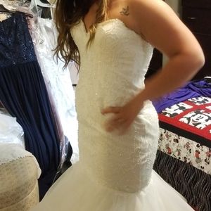 Wedding dress